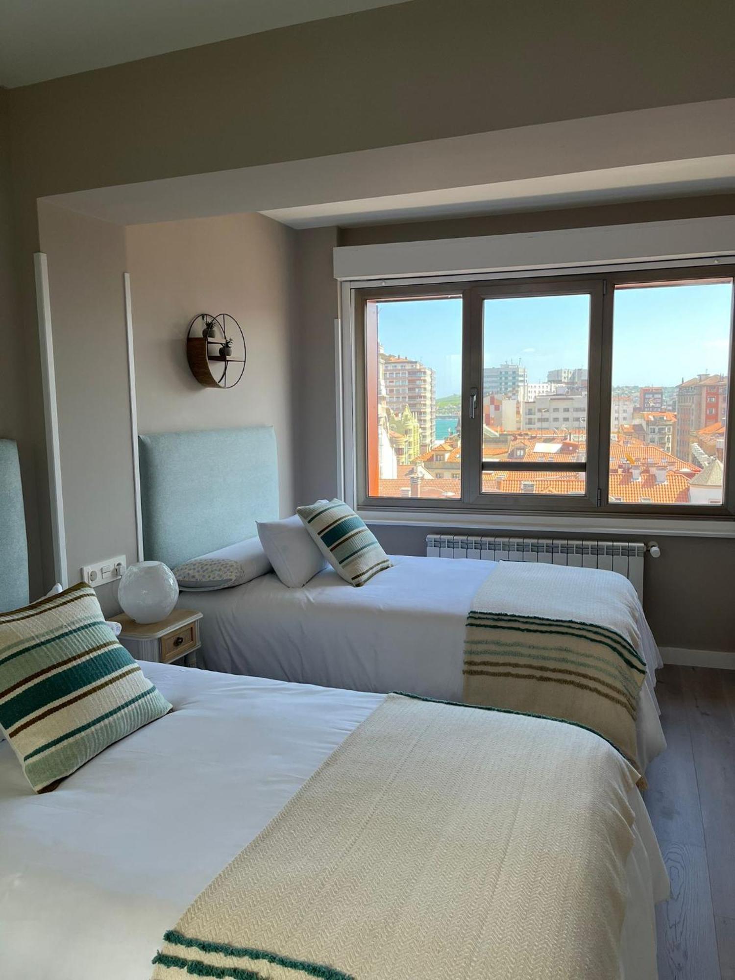 El Mirador Del Centro Apartment Хихон Екстериор снимка